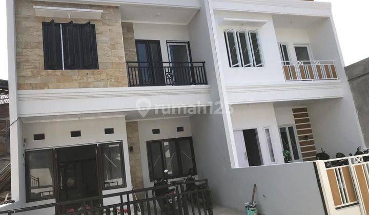 Rumah di Antapani 2 Lantai Baru SHM 1