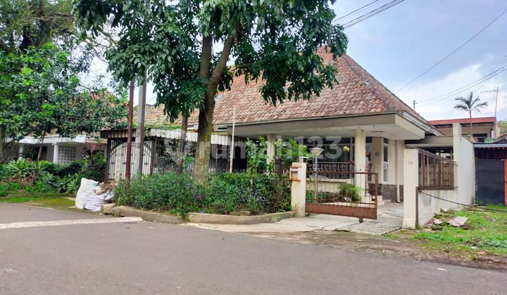 Rumah Heritage di Area Riau Martadinata SHM