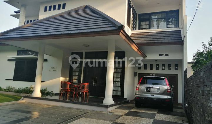 Rumah di Area Riau Martadinata 2 Lantai SHM