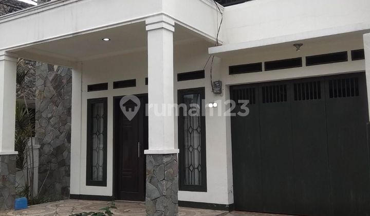 Disewakan Rumah di Sayap reog turangga Buahbatu 2 Lantai SHM Bagus siap huni  1