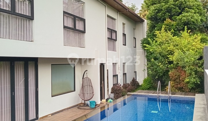 Harga Terbaik! Rumah Villa Tropis Furnished & Kolam Renangdi Setiabudi Regency Bandung Utara