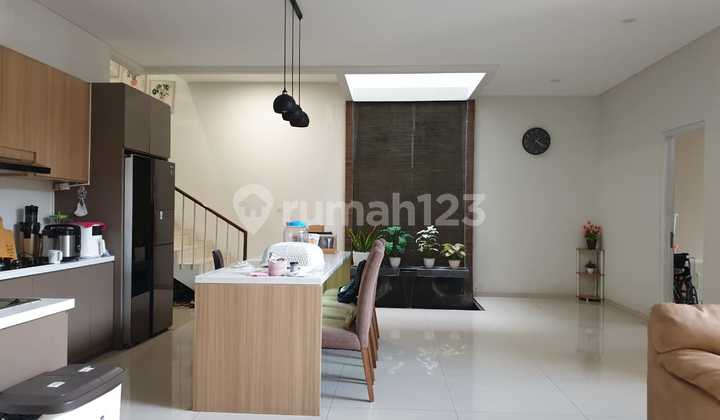 Dijual Rumah Mewah Lux Turangga Buahbatu Semi Furnished Siap Huni 2