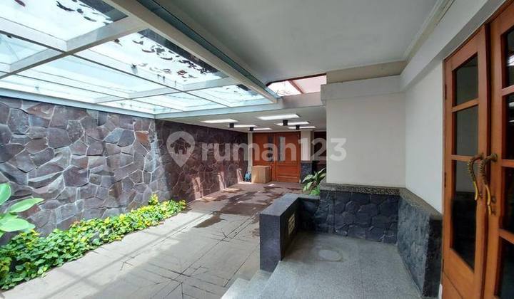 Disewakan Mainroad Area Dago Juanda Cocok untuk Rumah Tinggal 2