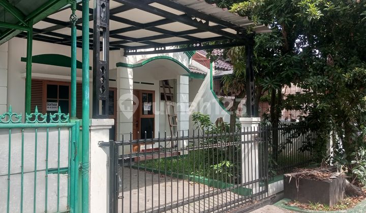 Disewakan Rumah di Kawaluyaan Buahbatu Pusat Kota Bandung Disewakan Rumah di Kawaluyaan Buahbatu Pusat Kota Bandung