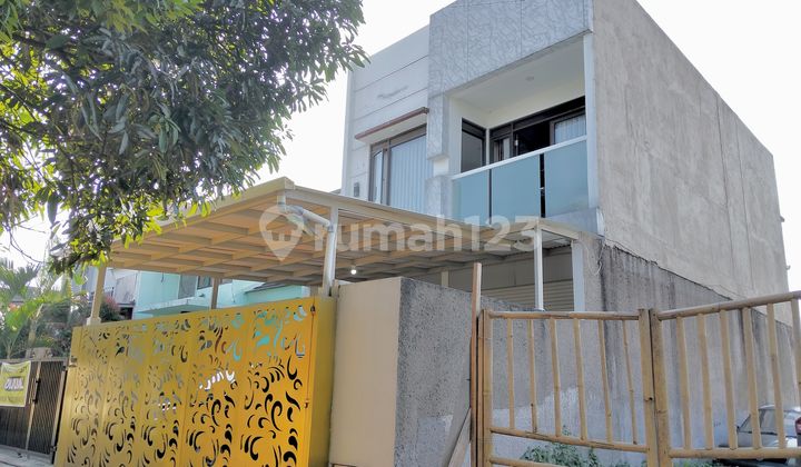 Rumah Modern Dengan Kolam Renang Siap Huni Fully Furnished Cisaranten Arcamanik Bandung Siap Huni  2