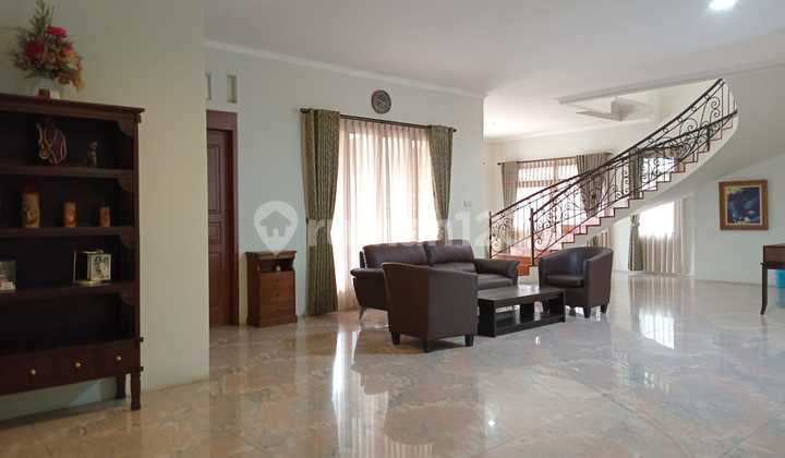 Dijual Rumah Villa Besar Berkolam Renang View Pegunungan di Dago Pakar Resort 2