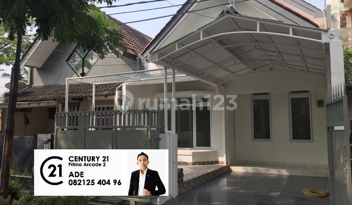 Well-Maintained Minimalist House with Easy Access in Sector 5 Bintaro Jaya Gb-17544