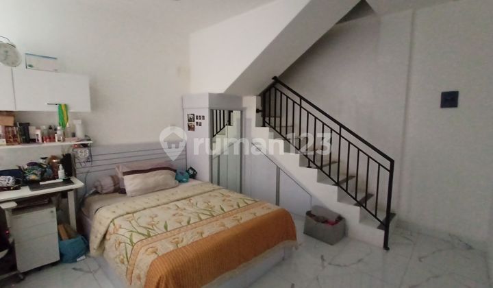 Rumah Dijual Cepat Fully Furnished Akses Strategis di Foresta Bsd Am-17478 2