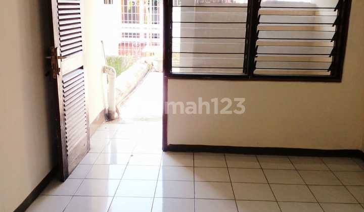Rumah Asri 1 Lantai Dijual Cepat di Sektor 1 Bintaro Jaya Wt-17006 2