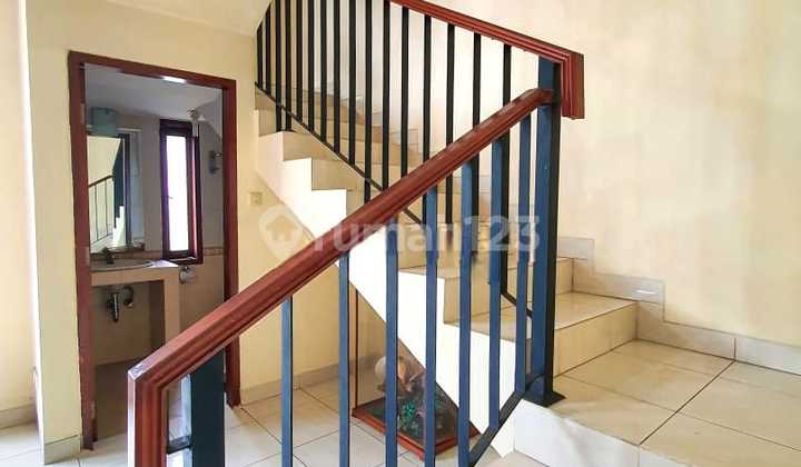 Rumah Kokoh Terawat Dijual Cepat di Sektor 5 Bintaro Jaya Fm-15131 2