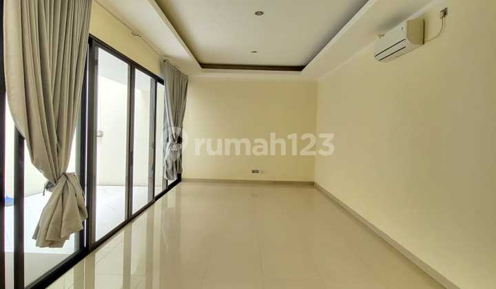 Rumah Unfurnished Siap Huni di Cluster Kebayoran Symphony Bintaro Sc-15391 2