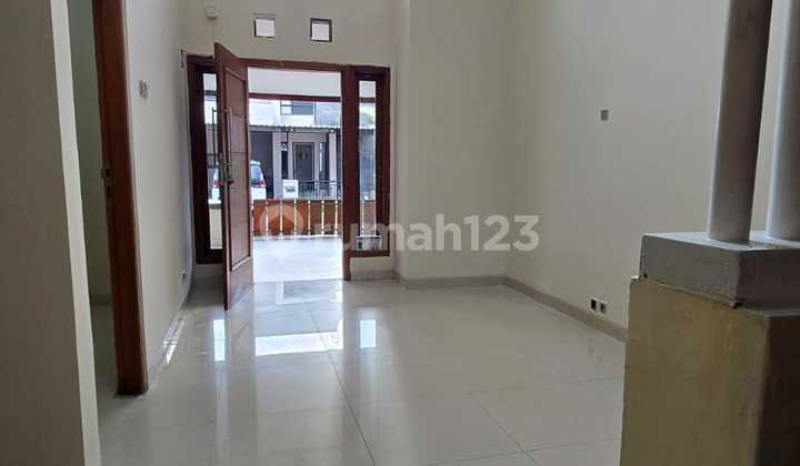 Cozy 1-Story House Negotiable Price in Permata Bintaro Cluster UT-16350 2