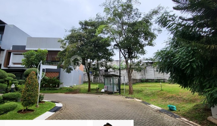 For Sale Fast East-Facing Plot in Kebayoran Bintaro SC-15396