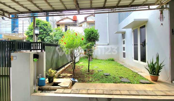 Jual Rumah Asri 2 Lantai Ada Mini Garden di Sektor 5 Bintaro Jaya Sc-15545 2