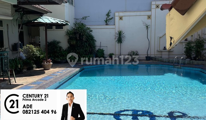 Jual Rumah Mewah Plus Swimming Pool di Sektor 1 Bintaro Jaya Cw-16952 Jual Rumah Mewah Plus Swimming Pool di Sektor 1 Bintaro Jaya Cw-16952