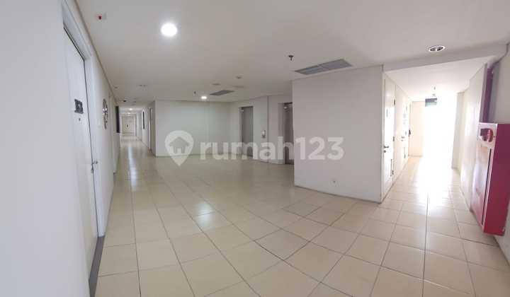 Exclusive Apartment for Quick Sale at Altiz Bintaro Jaya Apartment Am-17580 2