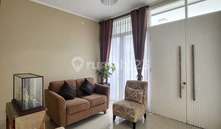 Modern House with 2-Car Carport Flood-Free in Kebayoran Bintaro Sc-15212 2