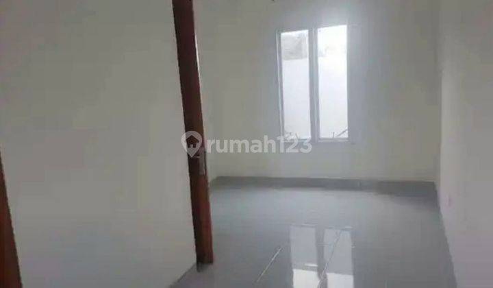 Rumah Kokoh 2 Lantai Area Strategis di Kebayoran Lama Jaksel Gb 13634 2