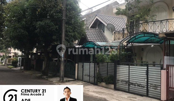 FOR QUICK SALE Nice House in Nice Area at Sector 5 Bintaro Jaya SC-9619 FOR QUICK SALE Nice House in Nice Area at Sector 5 Bintaro Jaya SC-9619