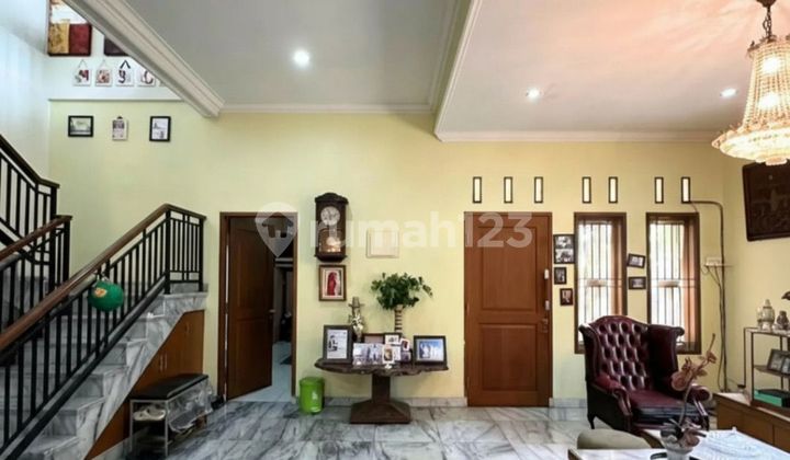For Sale Comfortable Home for Large Family in Sector 2 Bintaro Ut-17837 2
