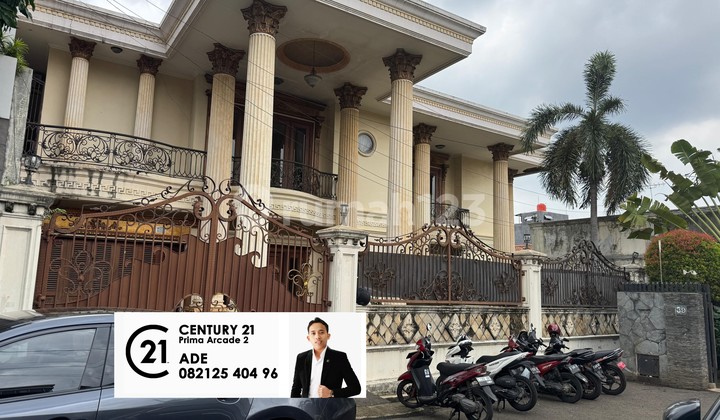 Jual Cepat Hunian Mewah Strategis di Kebayoran Baru Jaksel WT-17080 Jual Cepat Hunian Mewah Strategis di Kebayoran Baru Jaksel WT-17080