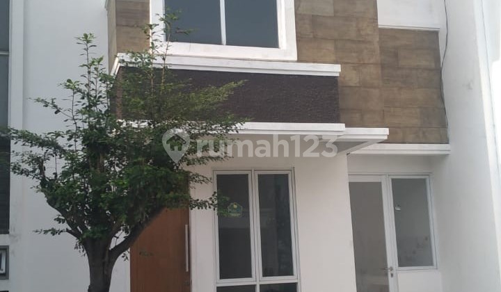 Rumah Dalam Cluster 1 Lt Minimalis di Kebayoran Lama Jaksel AF-17103 Rumah Dalam Cluster 1 Lt Minimalis di Kebayoran Lama Jaksel AF-17103