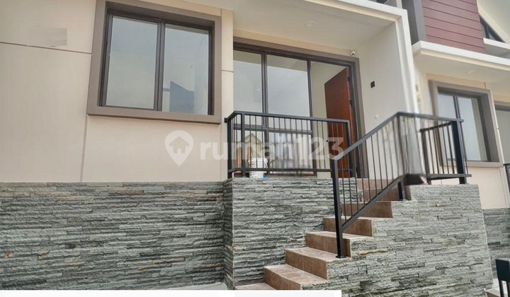 House for Sale Cheap 2 Bedrooms Minimalist Ready to Live in Sentul City AM-17481 1