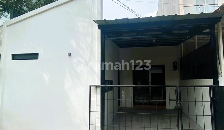 Rumah Siap Huni 1 Lantai Dijual Cepat di Sektor 4 Bintaro Jaya Am-15853