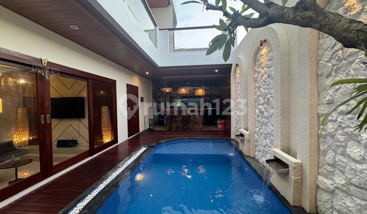 For Rent New Villa Fully Furnished Strategic Location For Rent New Villa Fully Furnished Strategic Location