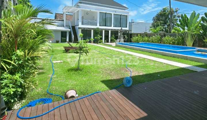 Dijual Villa Mewah Dam Luas Dekat Pantai Jimbaran