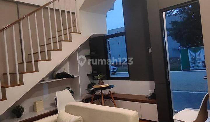 Jual Rumah 2 Lantai di Pinggir Jalan Raya Jakarta Bogor 2