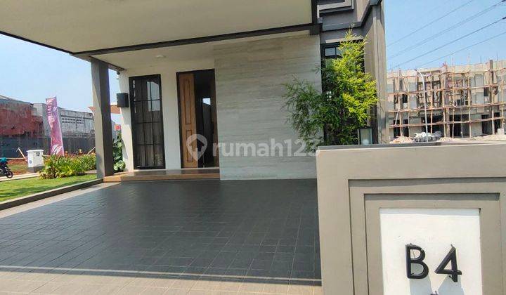 Rumah 2 Lantai di Bumi Serpong Damai Sertifikat SHM 2