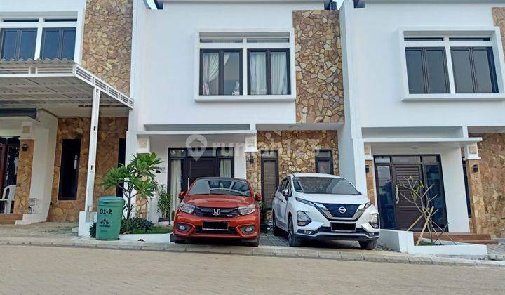 Rumah Mewah 2 Lantai di Cibubur Free SHM Free Ppn Dan 2 Iphone 2