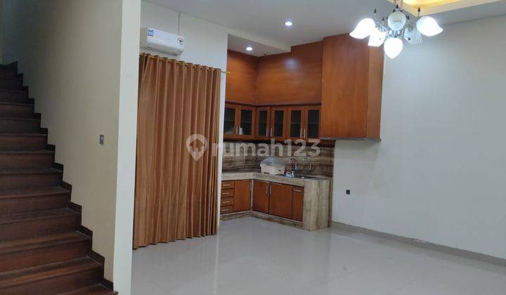 Rumah Semi Furnish 3 Lantai Di Jimbaran Bali 1