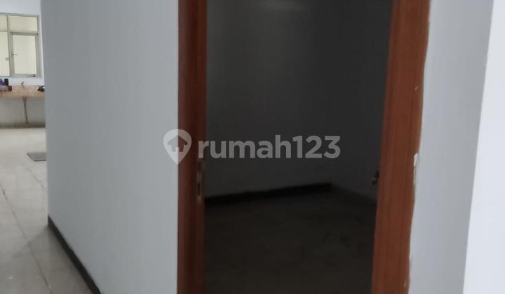 DIJUAL RUMAH 4 LANTAI BEBAS BANJIR DI JALAN KARTINI JAKARTA PUSAT 2