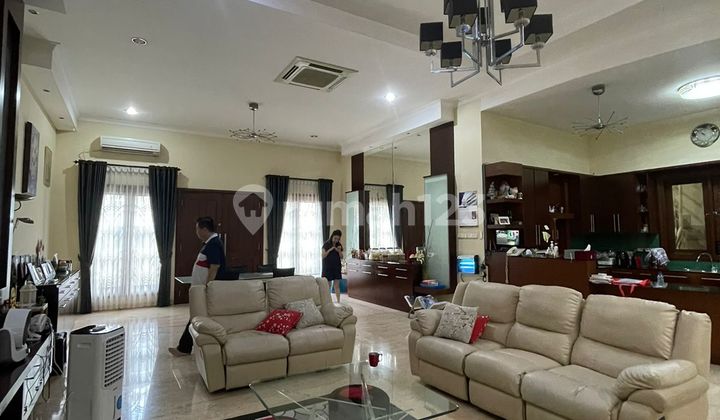 Rumah Cantik 2,5 Lantai Sunter Jakarta Utara Rumah Cantik 2,5 Lantai Sunter Jakarta Utara