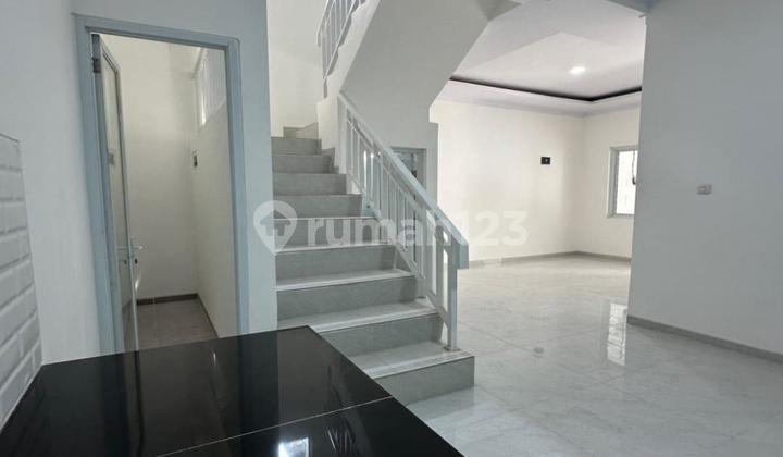 For Sale Only 2 Units Left Minimalist 3-Story House in Duri Kepa 2
