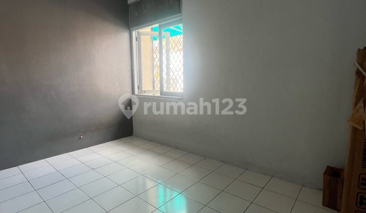 Rumah 2 Lantai Taman Palem Jkt Barat Rumah 2 Lantai Taman Palem Jkt Barat
