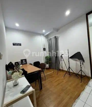 For Sale 3-Storey Shop House with Many Work Spaces at Ruko 1000 Taman Palem Lestari