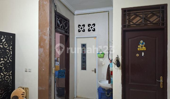 For Quick Sale: Semi-Furnished House in Taman Pabuaran Indah, Tangerang 2