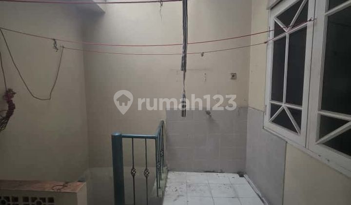 DIJUAL RUMAH SIAP HUNI Perum Regency Blok D Jakarta TIMUR Posisi bagus 2