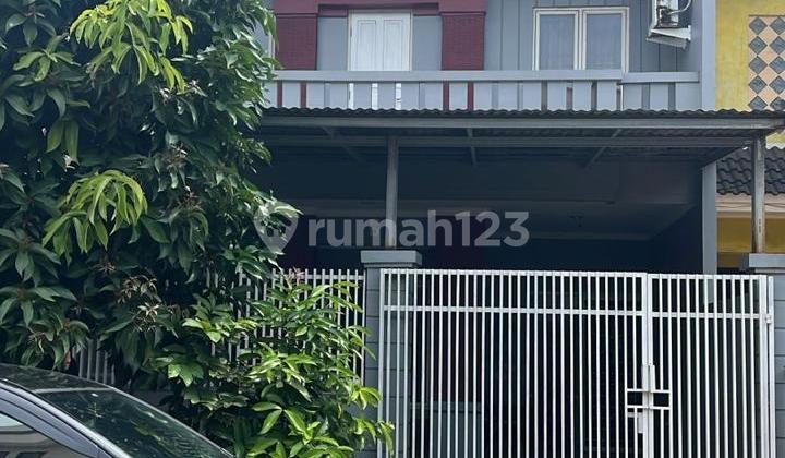 Dijual Rumah 2 Lantai Di Taman Palem Lestari