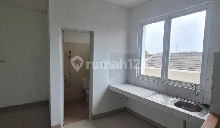 FOR SALE: 2-STORY SHOPHOUSE WITH SPECIAL WIDTH OF 6.5 M ON HARVEST CITY CIBUBUR MAIN ROAD 1