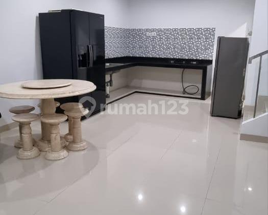 Dijual Rumah 2 Lantai Rapi Siap Huni Di Griya Dadap 2