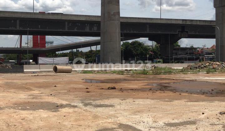 Disewakan Lahan Kosong Tanah Datar Pinggir Jalan Tol Jakarta Cikampek 3