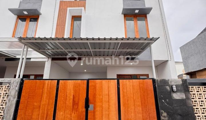 West Denpasar House, Denpasar, Freehold Title, Unfurnished. West Denpasar House, Denpasar, Freehold Title, Unfurnished.