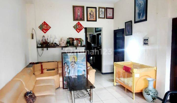 Rumah Jalan Tambak Adi Pusat Kota Surabaya Lokasi Strategis 2