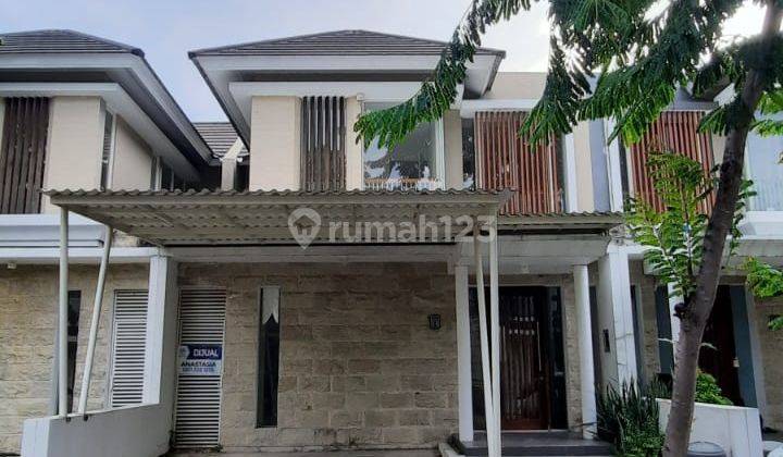 Rumah 2 lantai di Greenlake Citraland SHM 1