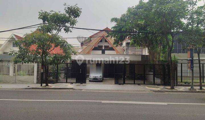 Rumah Raya Diponegoro Pusat Kota Surabaya Lokasi Strategis 1