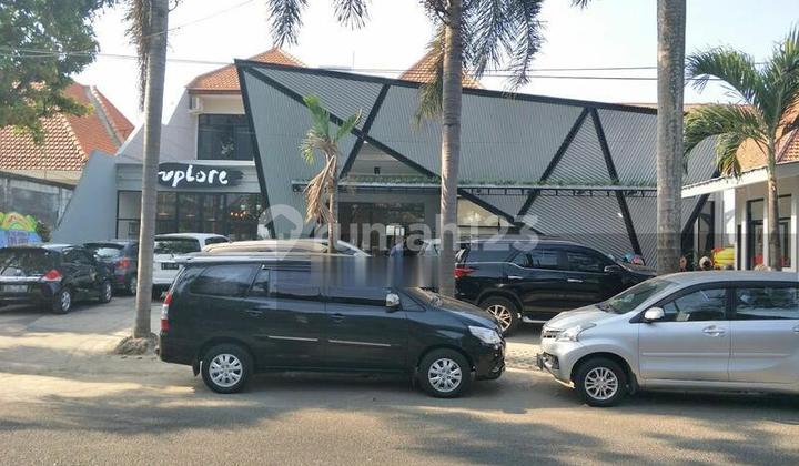 For Sale House on Kapuas Raya Street, Darmo, Central City, Strategic Surabaya